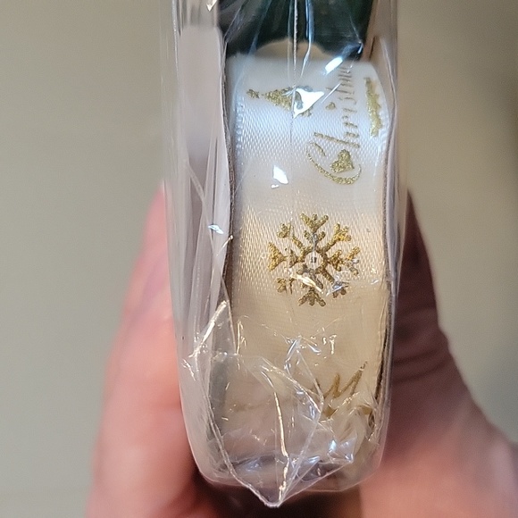 4Pk Christmas Ribbon Rolls - Picture 4 of 6